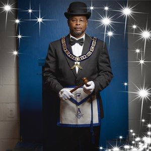 Meet your Posher, Barry